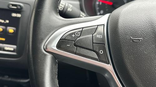 Dacia Duster Photo autoimg-00cf5c14e3ee6b2f705132c019c24cf58b2de84c.jpg