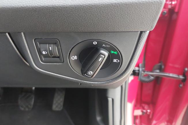VOLKSWAGEN Polo Photo 33