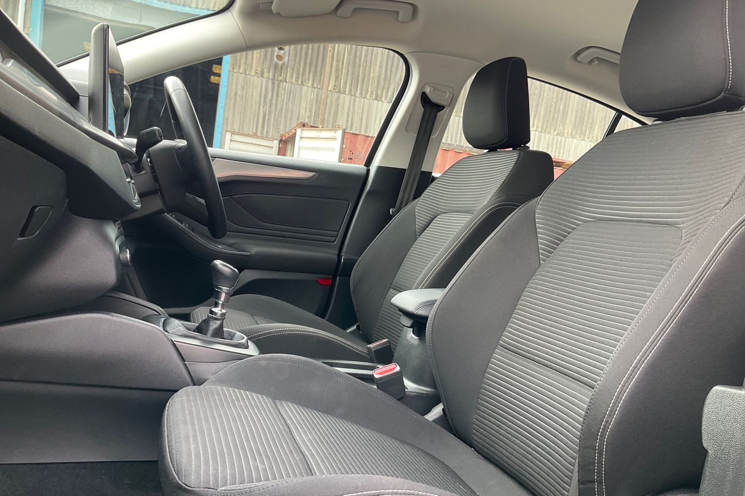 Ford Focus Photo 18
