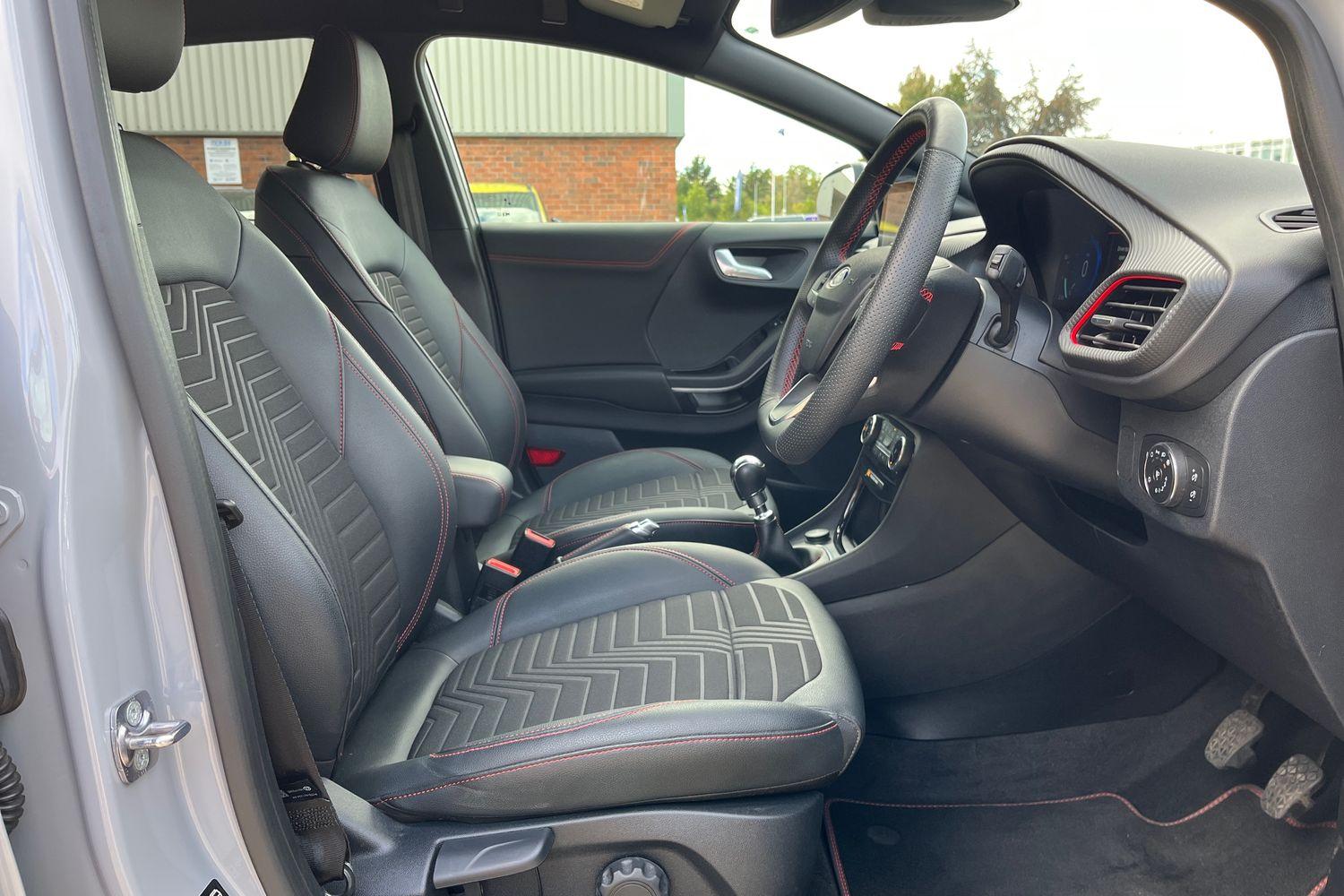 Ford Puma Photo 27