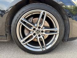 MERCEDES-BENZ E Class Photo 5