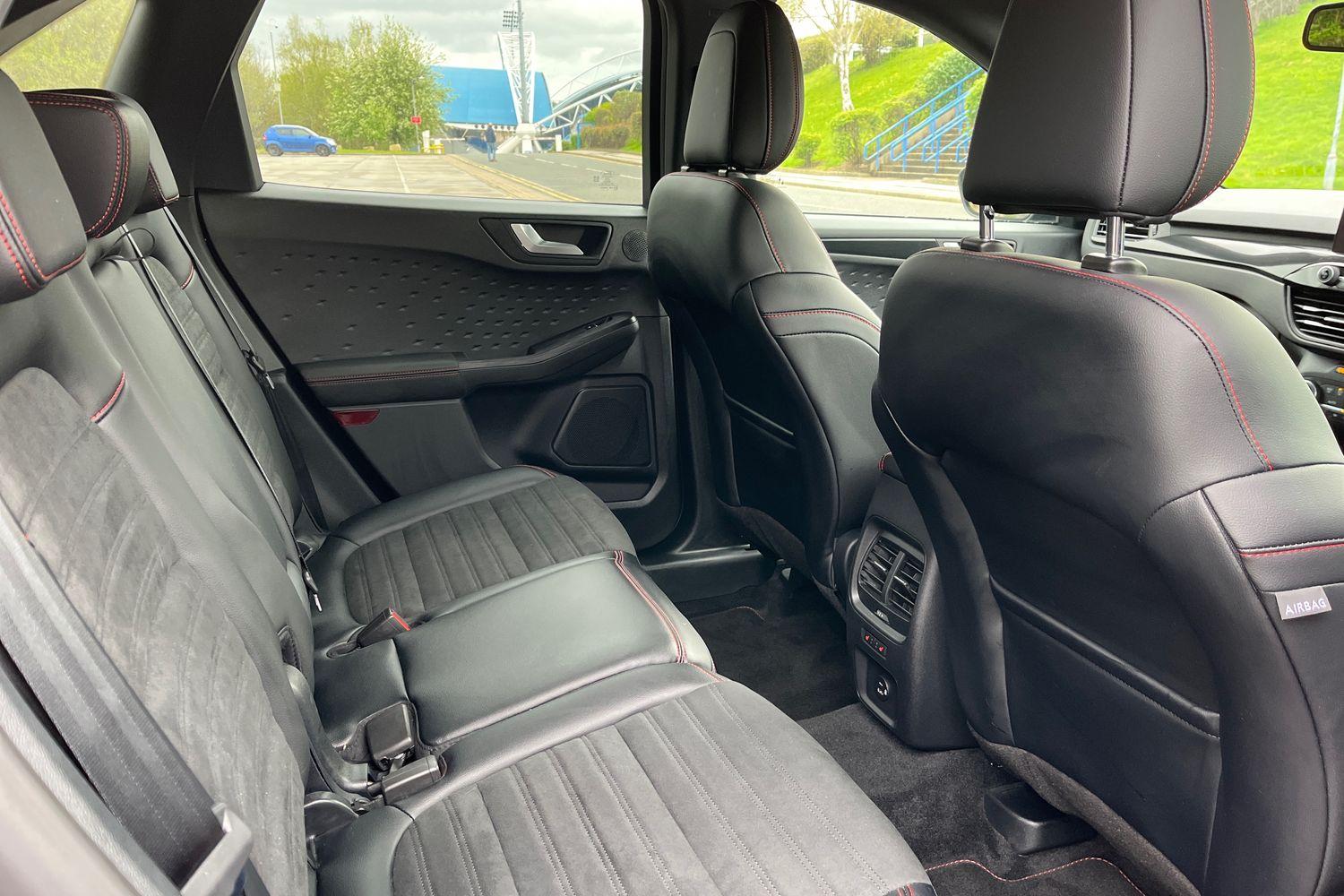 Ford KUGA Photo 37