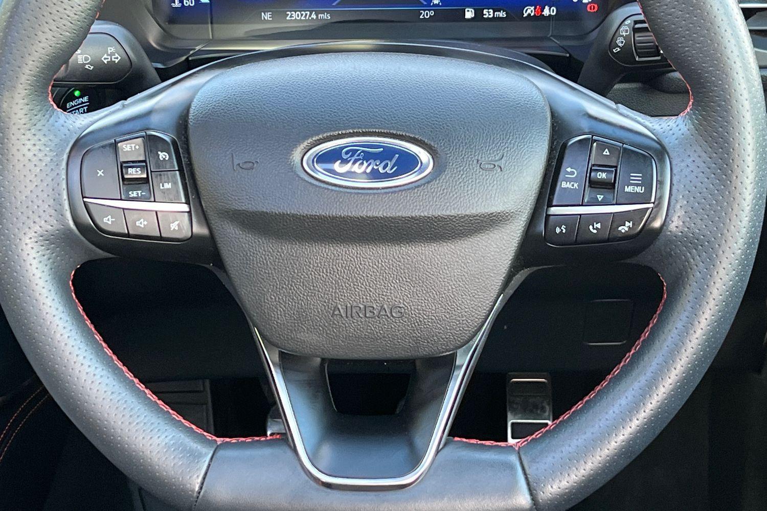 Ford KUGA Photo 10