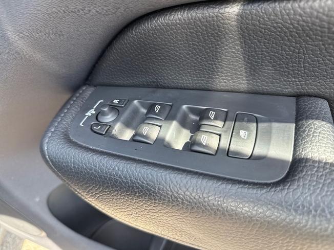 VOLVO XC60 Photo 24