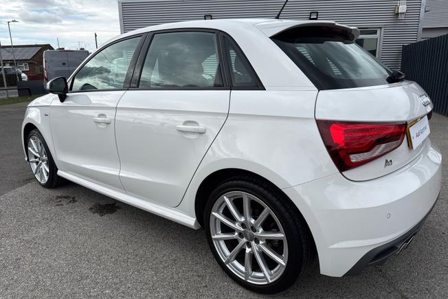 Audi A1 Photo 27