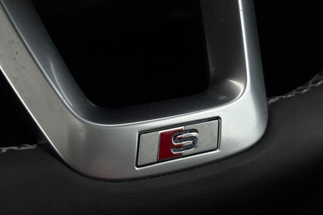 Audi S3 Photo 27