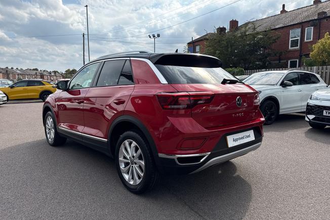 Volkswagen T-Roc Photo 23