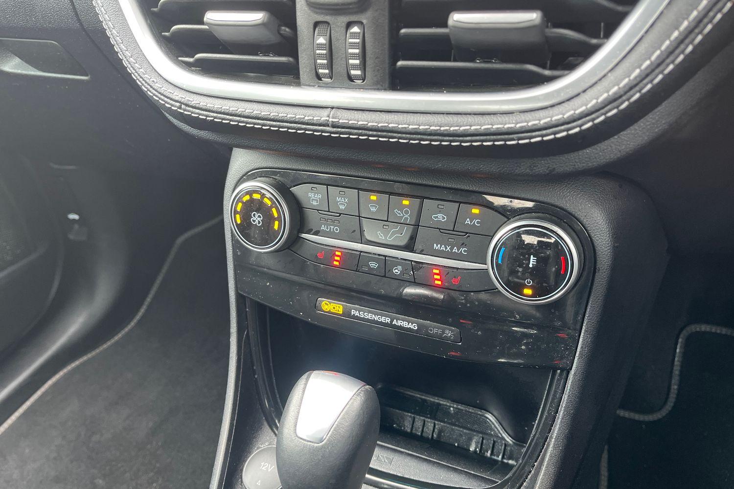 Ford PUMA Photo 25