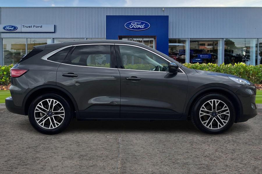 Ford Kuga Photo autoimg-00f96959b658a05dc149a3431533170a041bc873.jpg
