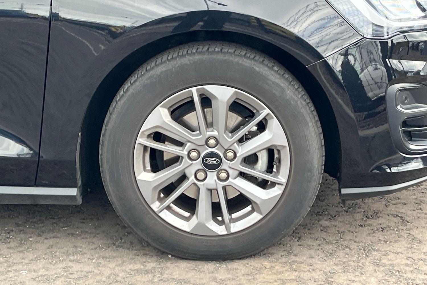 Ford FOCUS Photo 7