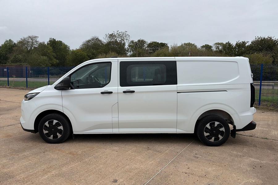 Ford TRANSIT CUSTOM Photo autoimg-00ffbd9a85060a843dfa9bc84d8c6ba50ff3f948.jpg