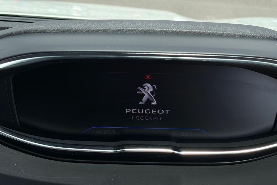 Peugeot 5008 Photo autoimg-0100d1017747d200e83cae633744fdec2638ba71.jpg