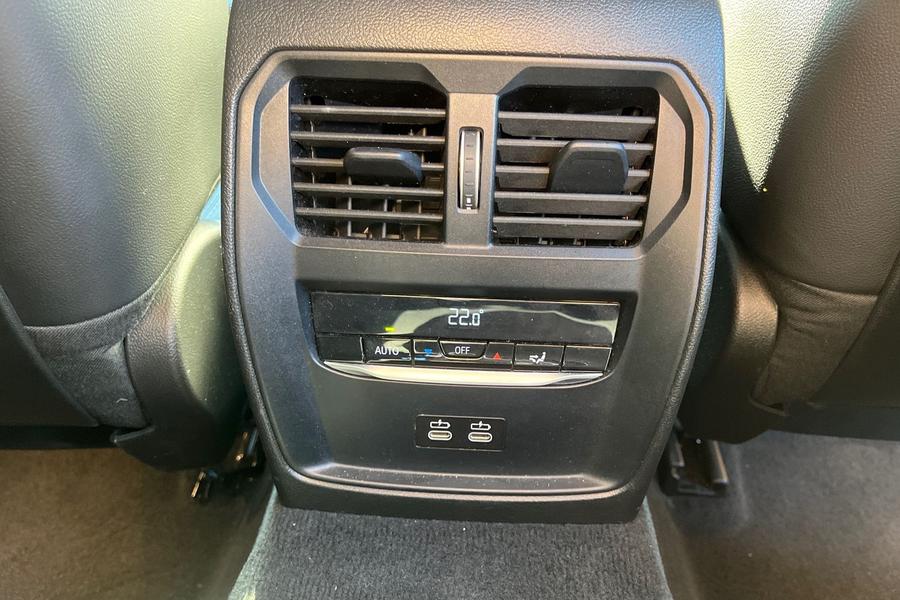 BMW 3 SERIES Photo autoimg-010963d8465a8ca72913073a27baf090cfe124bd.jpg