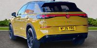 Volkswagen T-roc Photo 2