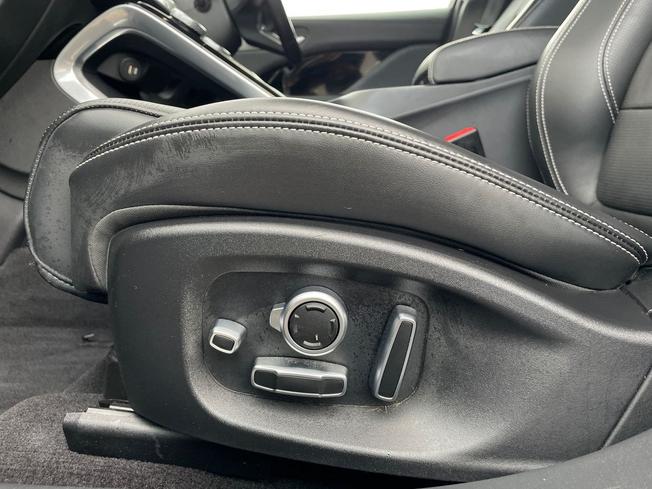 JAGUAR I-Pace Photo 45