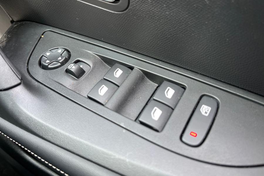 Peugeot 2008 Photo autoimg-010b1d3db7fe4cdaefe73bbf08752dbfc0f832d8.jpg