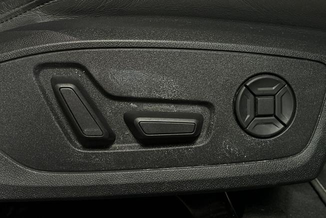 AUDI A6 Saloon Photo 25