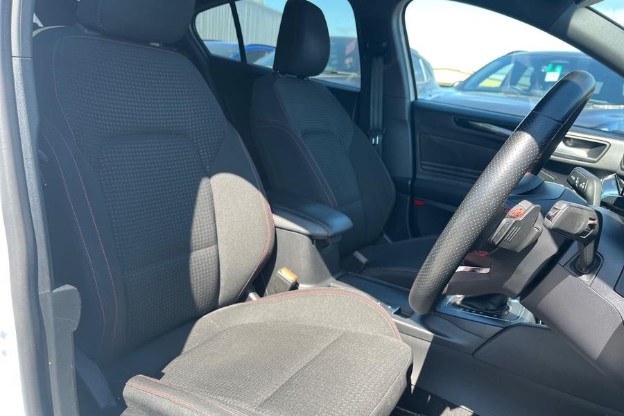 Ford Focus Photo autoimg-010e90152b85f5b2e2e8a9249af1ce7ceff61682.jpg