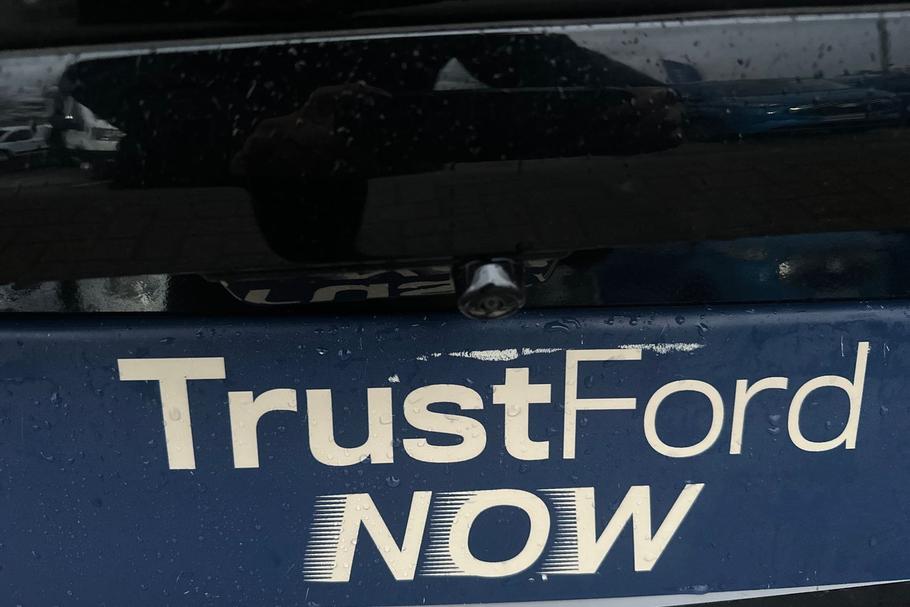 Used Ford E-TOURNEO CUSTOM 16