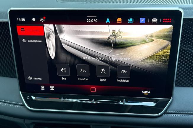 VOLKSWAGEN Tiguan Photo 23