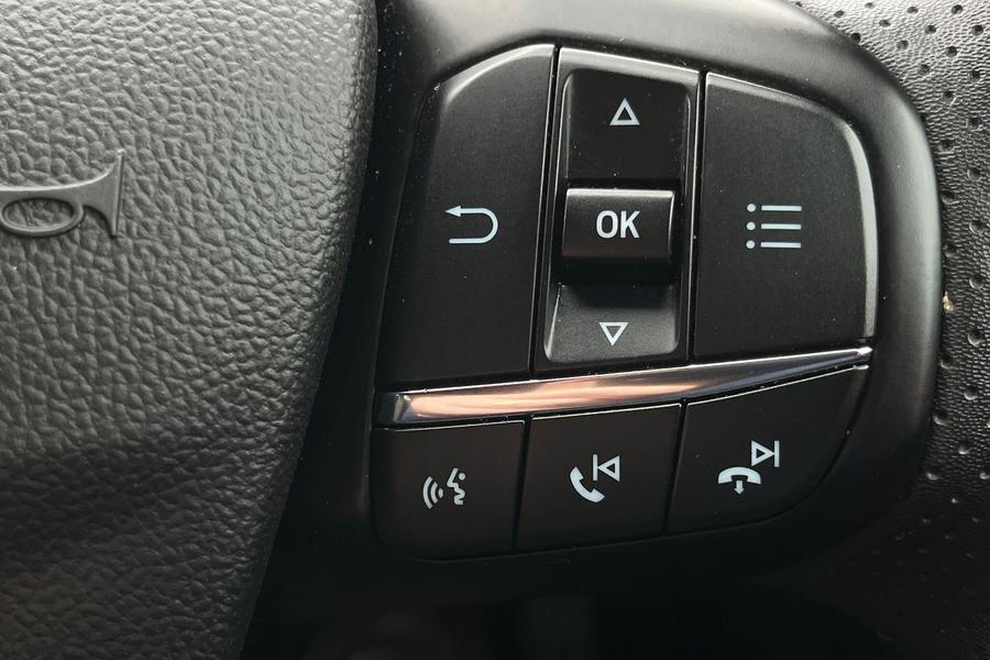 Ford FOCUS Photo autoimg-0118d2be2d8a2a3d6f53fa485d2e98ac017ae632.jpg