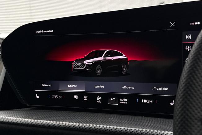AUDI  Q5 Sportback Photo 54