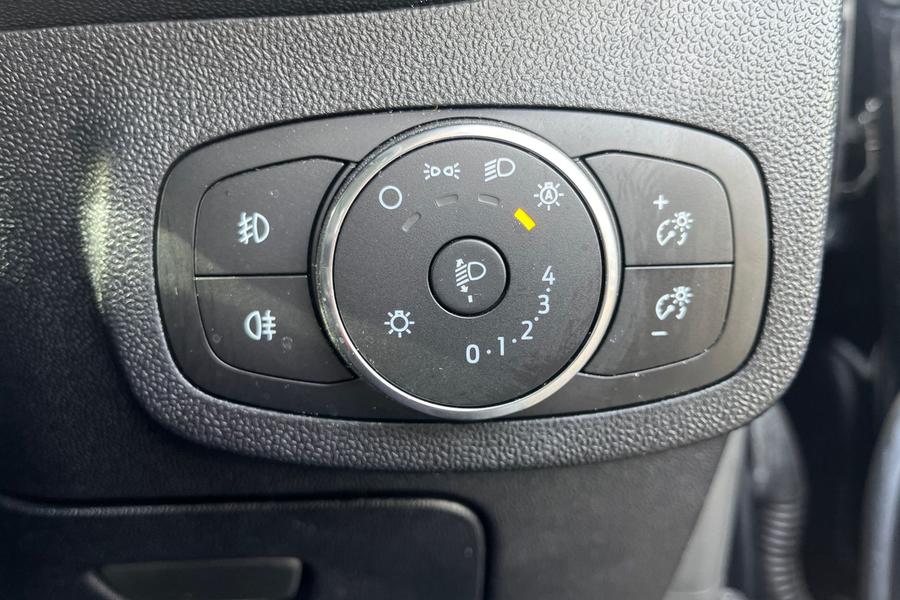 Ford FIESTA Photo autoimg-0123fcd3260f08ef7ce9352cc0ba5b229537316f.jpg