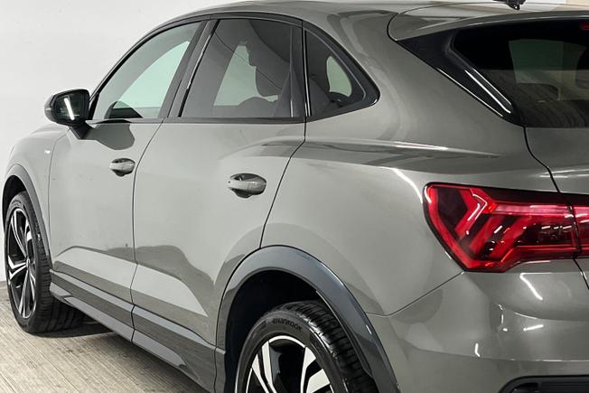 AUDI Q3 Photo 33