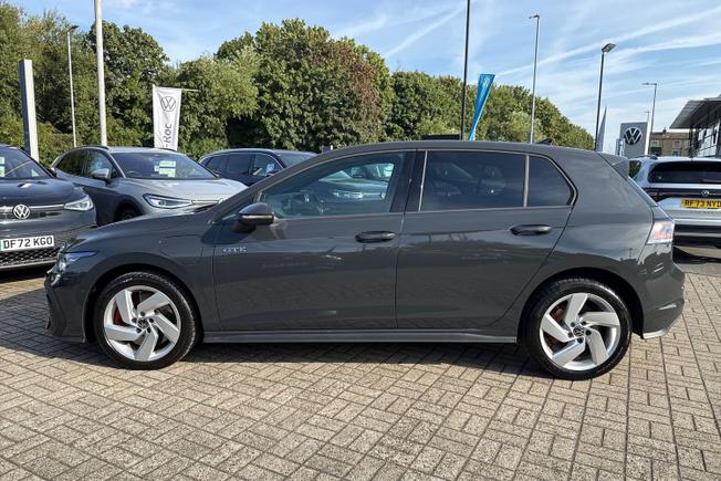 Volkswagen Golf Photo 45