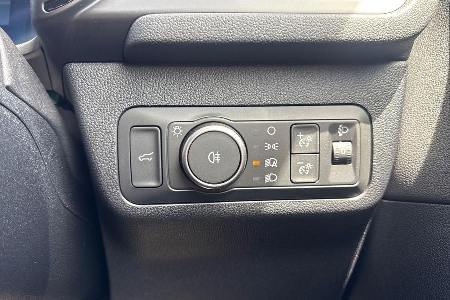 Ford KUGA Photo autoimg-0126faec1e7f5f2cf1531fe19a4080061017d2a8.jpg