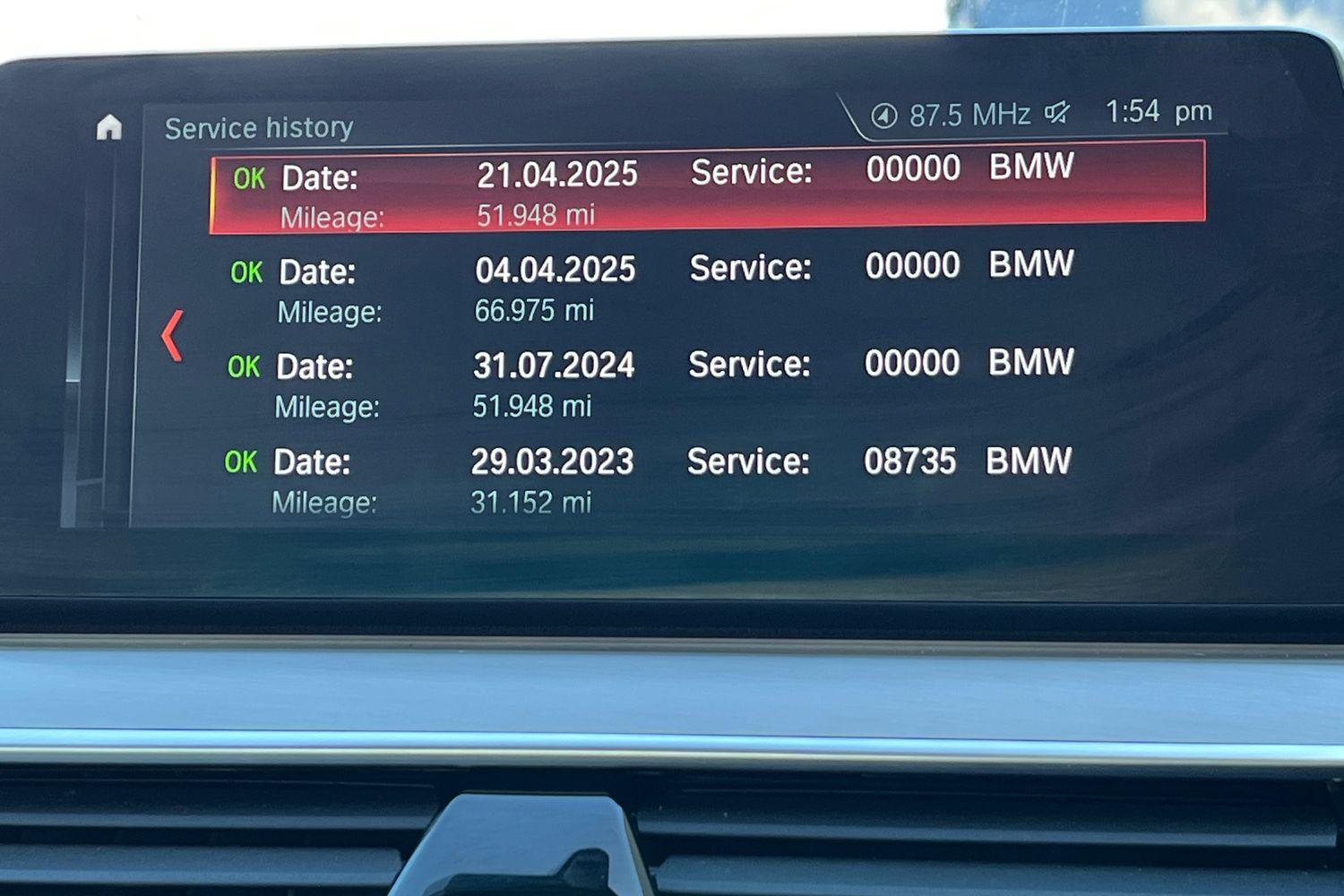 BMW 5 SERIES Photo 24