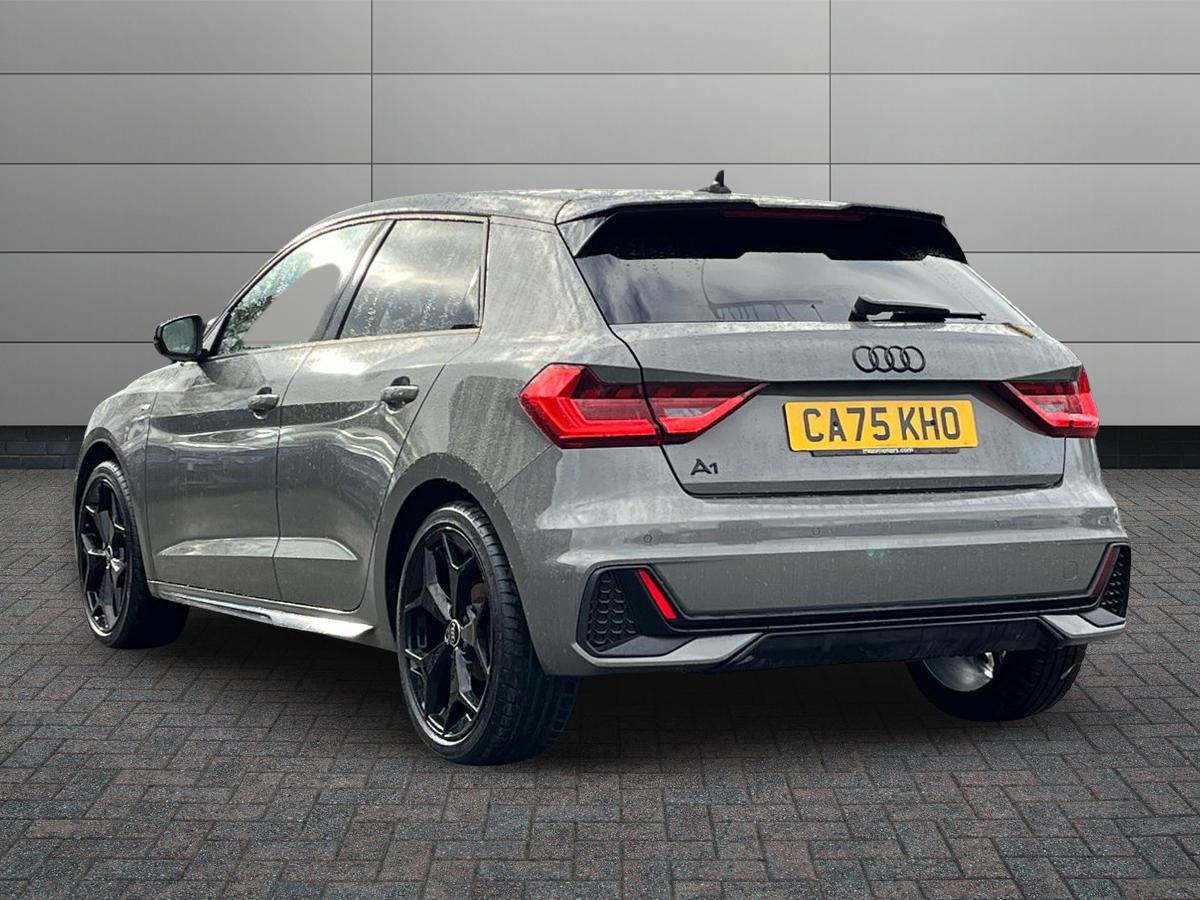 Audi A1 Photo 1