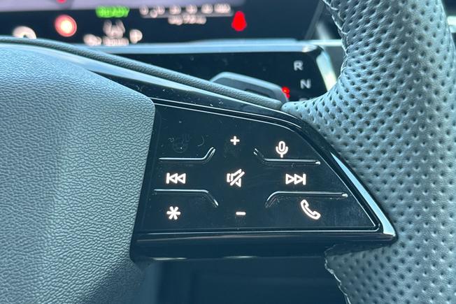 AUDI Q3 Photo 17