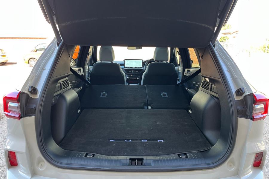 Ford KUGA Photo autoimg-0131a716ad528daccad86f0f9c67624aad55b249.jpg