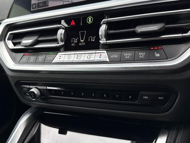 BMW 2 Series Photo 35