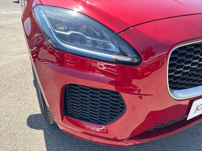 JAGUAR E-Pace Photo 19