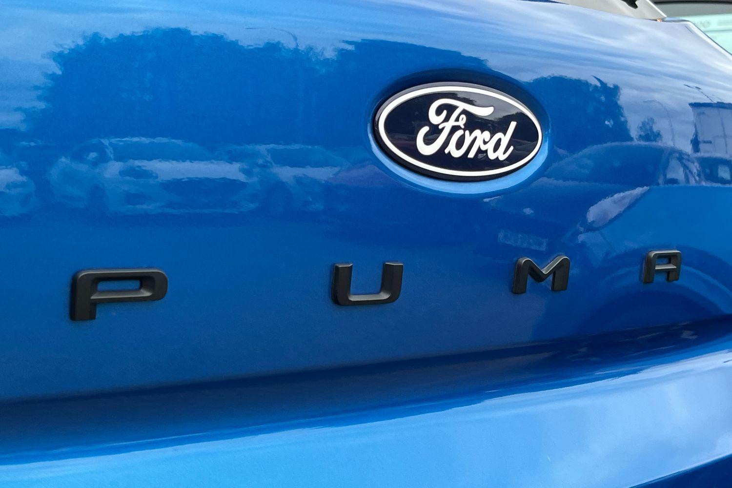 Ford PUMA Photo 24