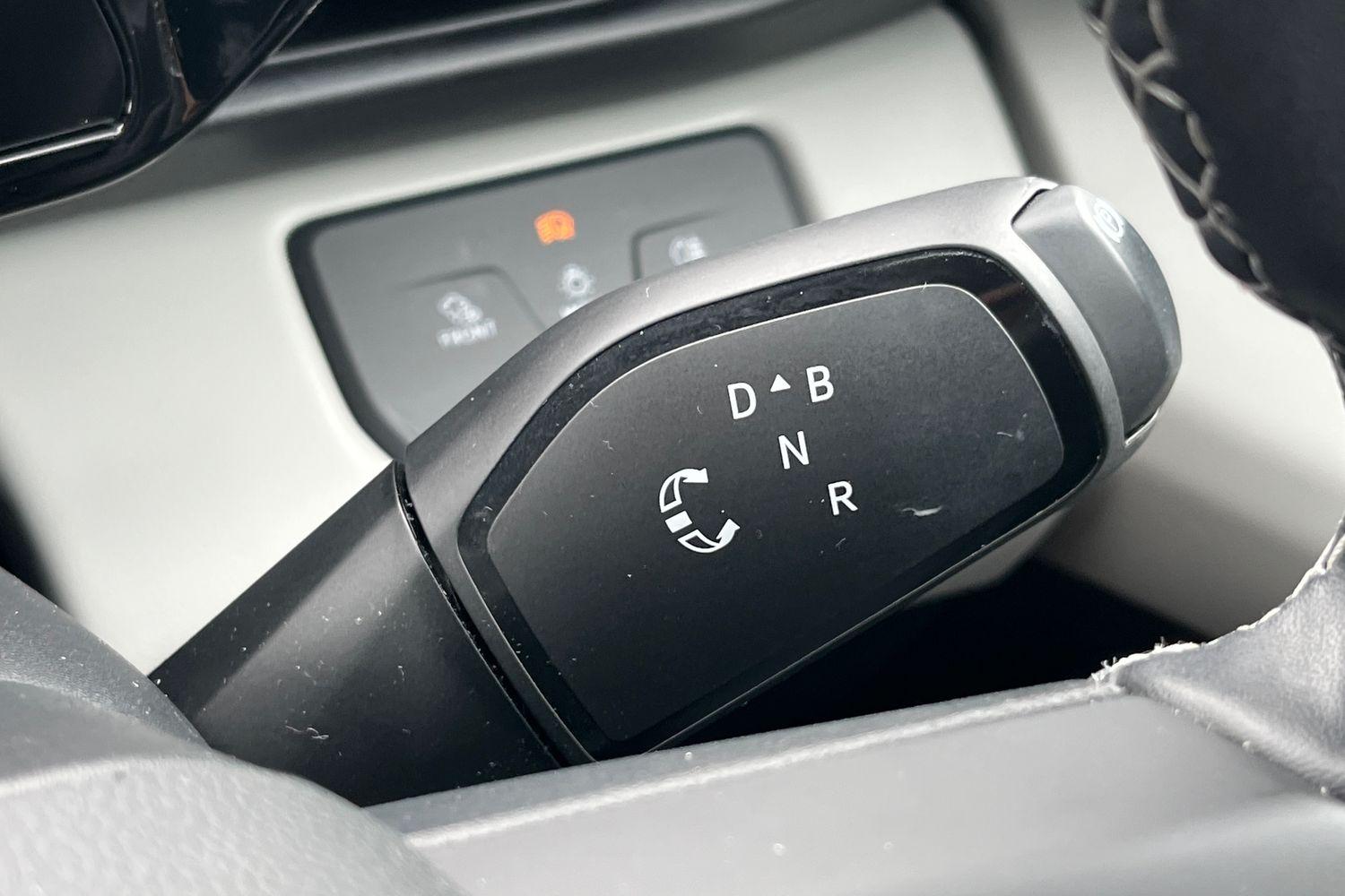 Ford Explorer Photo 14