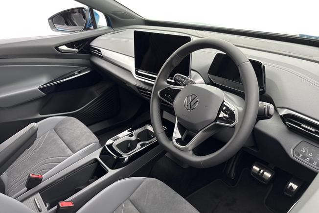 VOLKSWAGEN ID.4 Photo 6