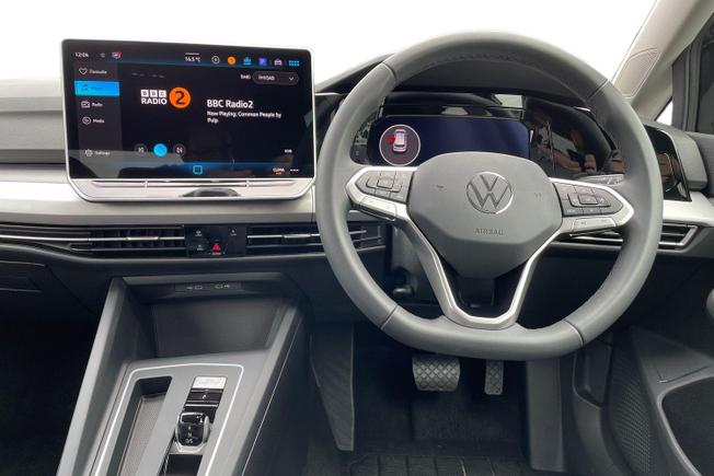 VOLKSWAGEN Golf Photo 11