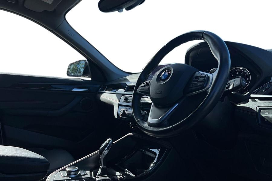 BMW X1 Photo autoimg-013fa9e68efb74a0af2d6d3e8f3020e464dfb28e.jpg