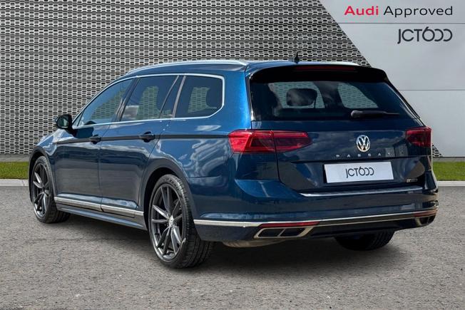 VOLKSWAGEN Passat Photo 3