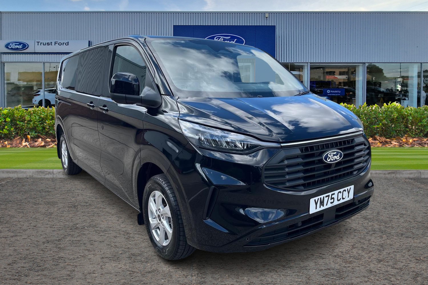 Ford TRANSIT CUSTOM Photo 0