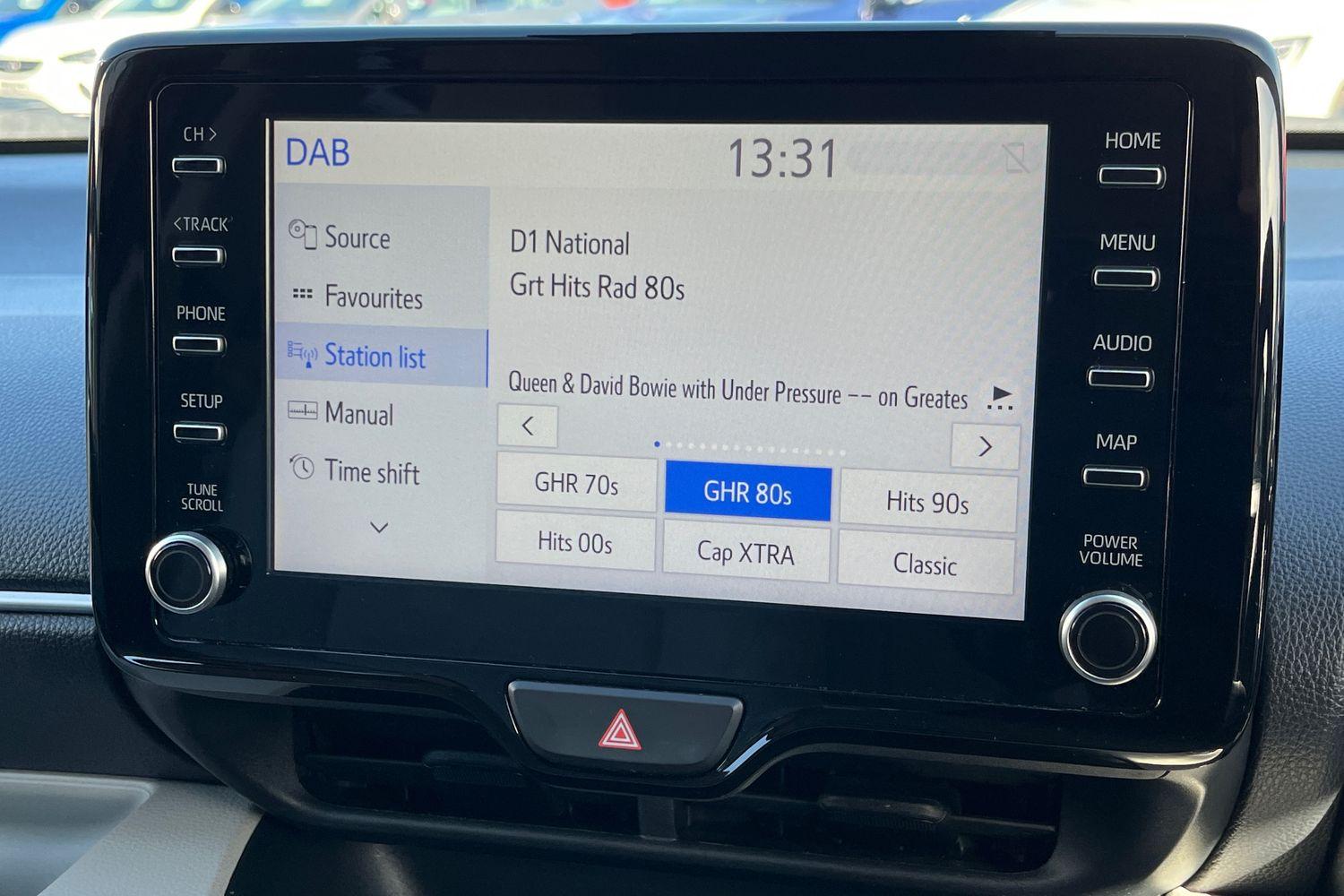 Toyota YARIS Photo 28