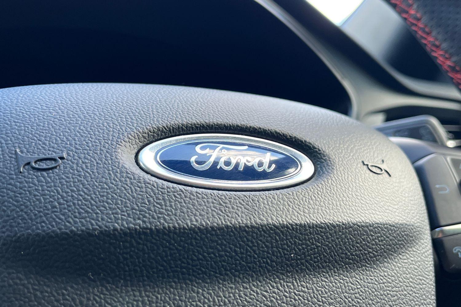 Ford Kuga Photo 39