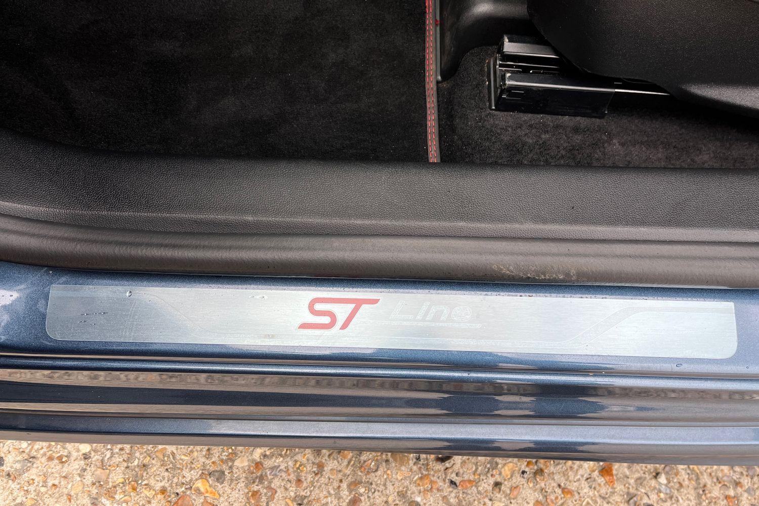 Ford Focus Photo 27
