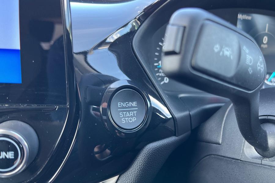 Ford FIESTA Photo autoimg-014adb16d27bb31e6b620a0c6eb2b2250d75ddac.jpg