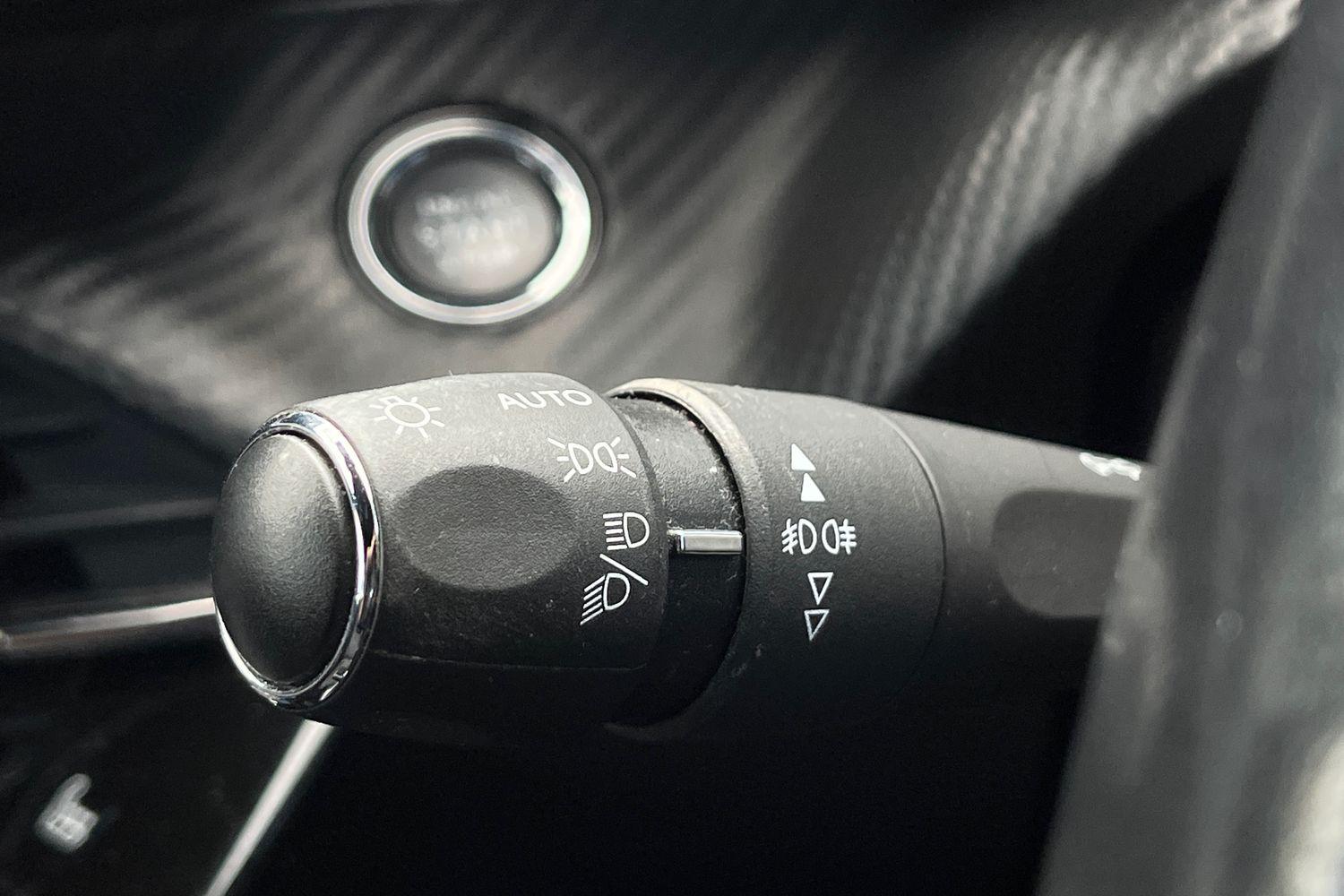 Peugeot 2008 Photo 13