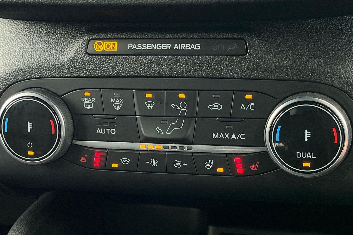Ford Kuga Photo 31