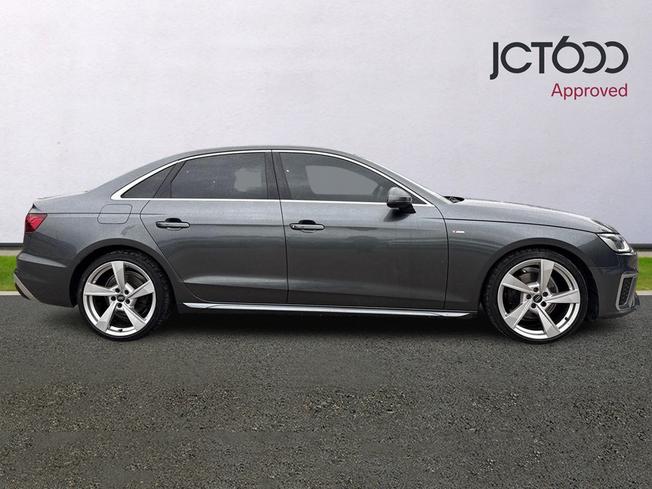 AUDI A4 Photo 4